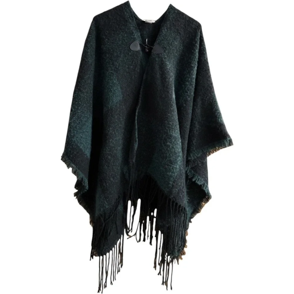 Maurices Poncho Wrap Women OS Green Black Check Toggle Fringe Boho Dark Academia